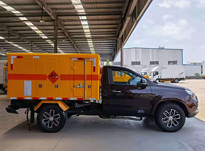 长白爆破器材运输车